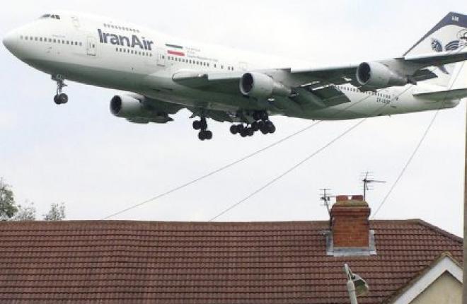 Средний возраст самолетов Boeing 747 авиакомпании Iran Air составляет 36 лет :: Denniss // Wikipedia Иран выразил готовность купить за пять лет 300 самолетов Boeing и Airbus