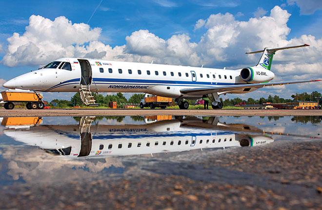 Самолет Embraer ERJ145LR авиакомпании «Комиавиатранс»