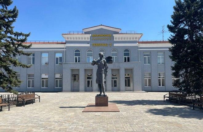 Аэропорт Краснодара планирует обслужить более полумиллиона пассажиров до конца года