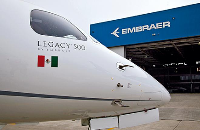 В России впервые представили бизнес-джет Embraer Legacy 500