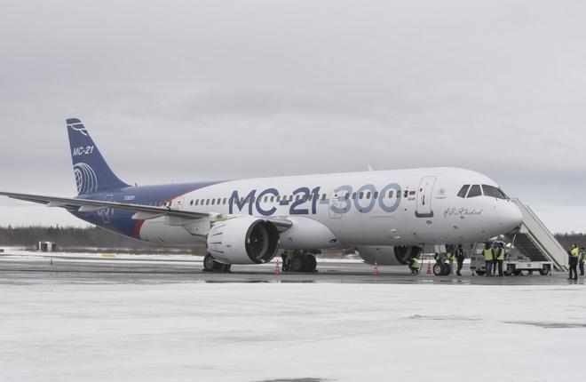 опытный самолет МС-21-300 прилетел в аэропорт Архангельска для проведения сертификационных испытаний в условиях естественного обледенения над побережьем Белого моря