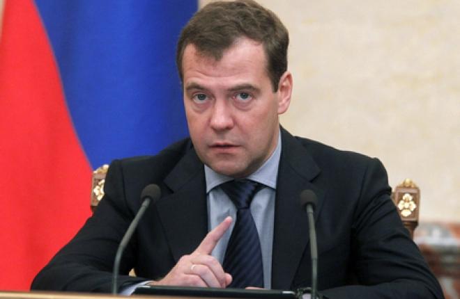Дмитрий Медведев :: Правительство РФ СМИ назначили ответственным за судьбу "Трансаэро" Медведева