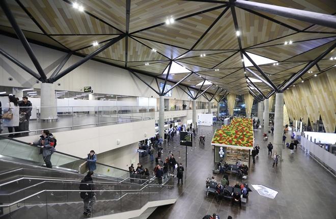 Началась эксплуатация нового терминала аэропорта Нового Уренгоя