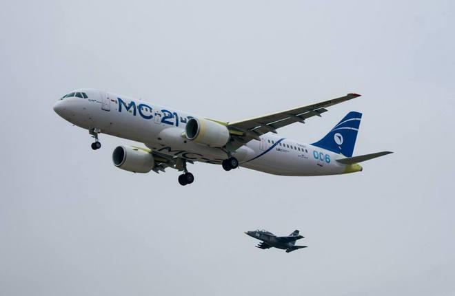 Глава корпорации "Ростех" Сергей Чемезов пообещал сертифицировать импортозамещенный МС-21 до конца 2026 года :: ОАК МС-21 не дотянул до полного импортозамещения