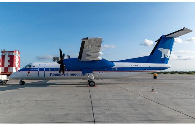 "Полярный авиалинии" самолет De Havilland Canada Dash 8-300 (ранее — Bombardier Q300) RA-67261 (заводской серийный номер MSN 451)