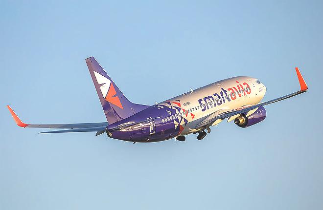 самолет Boeing 737 авиакомпании Smartavia