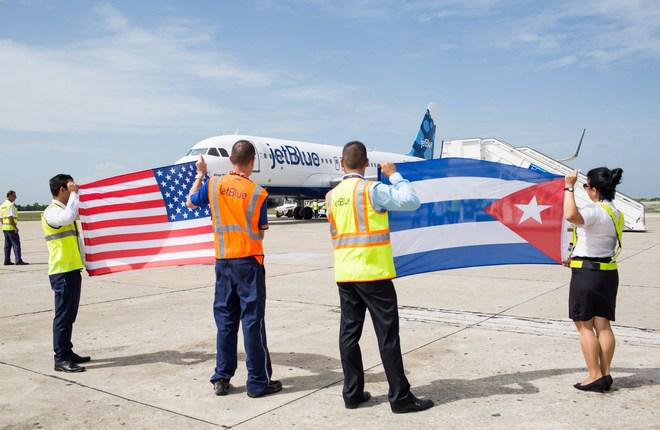Между США и Гаваной возобновили коммерческое воздушное сообщение