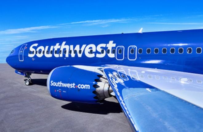 Самолет Boeing 737 лоукост-авиакомпании Southwest Airlines