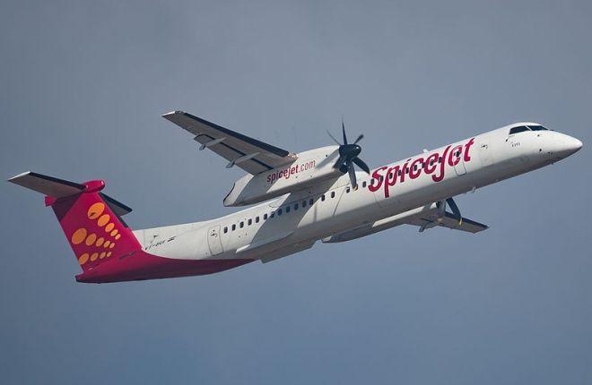 Q400 SpiceJet