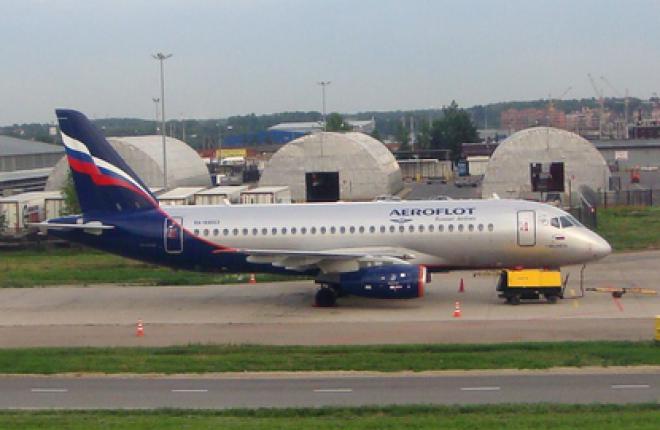 Самолет SSJ 100 для "Аэрофлота" будут красить в Чехии