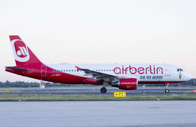 Air Berlin украсила самолет в честь 50-летия сериала "Звездный путь"