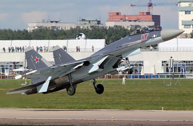 К концу 2015 г. в ВВС России будет 48 истребителей Су-35 (Федор Борисов / Transport-Photo.com)