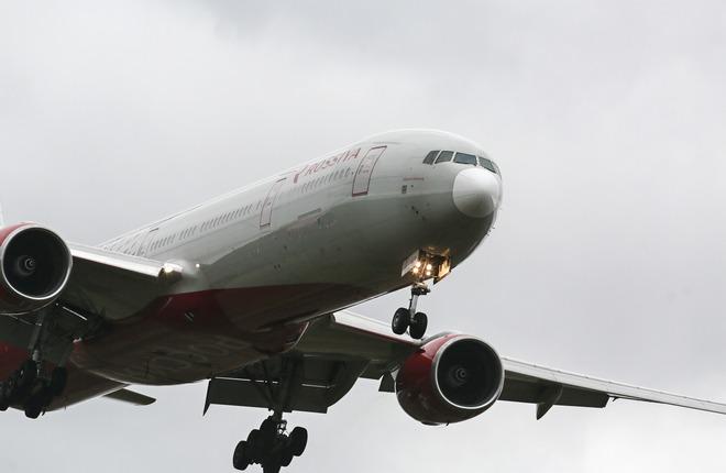 Самолет Boeing 777 авиакомпании "Россия"