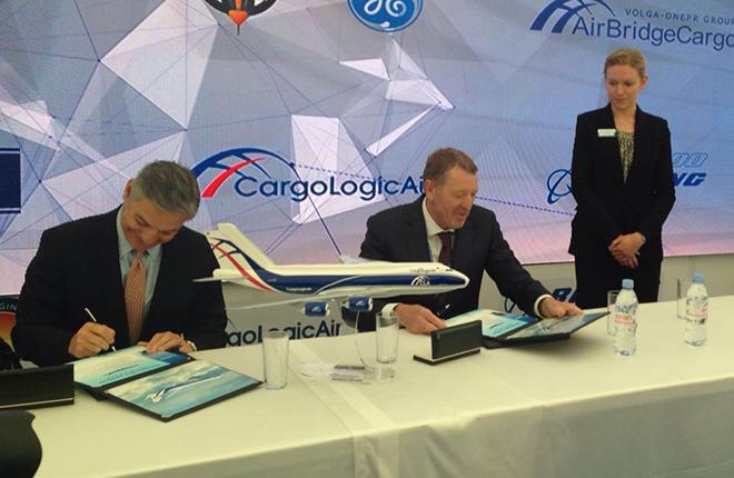 "Волга-Днепр" подтвердила намерение купить 20 самолетов Boeing 747-8F