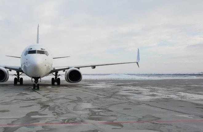Boeing 737-700 SkyUp
