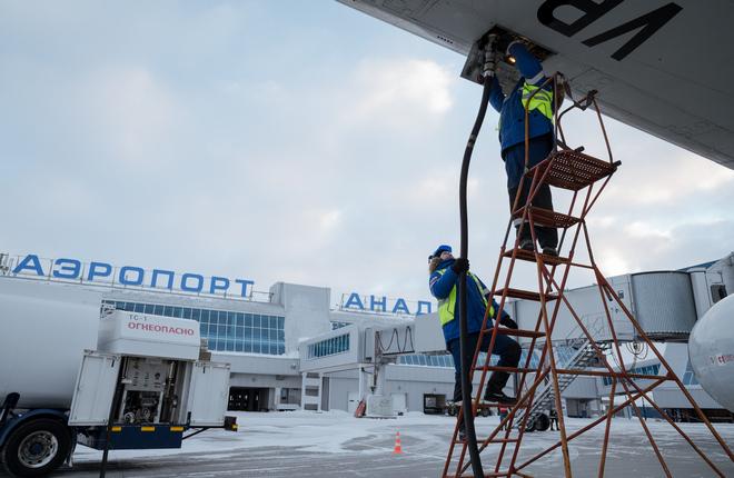 «Газпром нефть» на 45% увеличила поставки топлива в Чукотский автономный округ