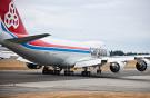 Boeing 747-8F прилетает в Россию