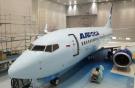 Самолет Boeing 737-700 покрасили в ливрею авиакомпании "Алроса"