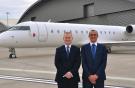 Главный управляющий Gama Aviation Том Велс (слева) гордится работой с российским