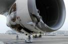 Самолет Iron Maiden повредили во время буксировки