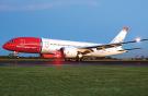 Norwegian Air Shuttle развивает новую бизнес-модель, а ее оппоненты считают, что авиакомпания нарушает договор об открытом небе между Евросоюзом и США