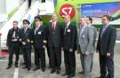 Церемония передачи нового самолета Boeing 737-800 авиакомпании S7 Airlines