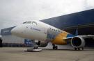 В Бразилии показали первый прототип самолета Embraer E190-E2
