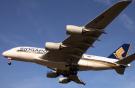Чистая прибыль группы Singapore Airlines упала на 62%