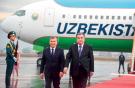Президенты Узбекистана и Таджикистана — Шавкат Мирзиёев (слева) и Эмомали Рахмон :: Пресс-служба президента Республики Узбекистан
