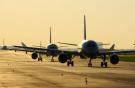 Количество пассажиров авиакомпаний растет, объем грузов — падает 