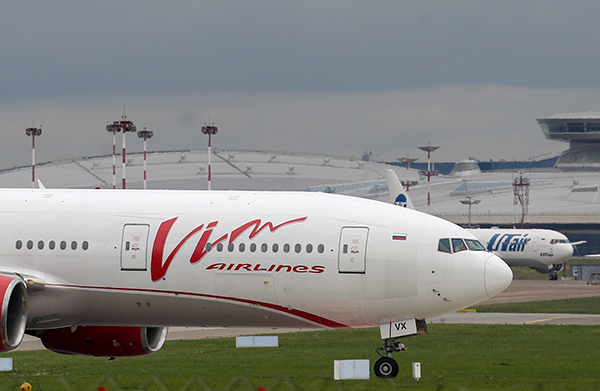 ИрАэро интересуется Boeing 777-200 из парка ВИМ-Авиа